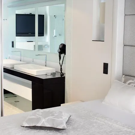 Damianii Luxury Boutique & Hotel