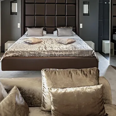 Damianii Luxury Boutique & 5*