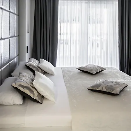 Damianii Luxury Boutique & Hotel