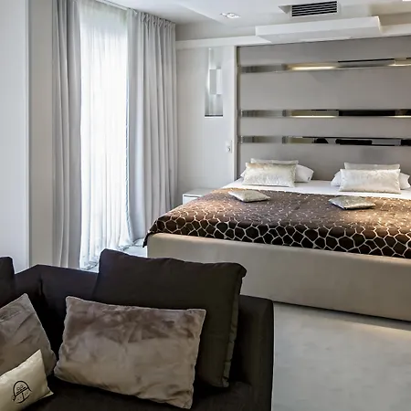 Damianii Luxury Boutique & Hotel 5*