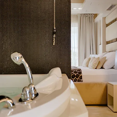 Damianii Luxury Boutique & Hotel