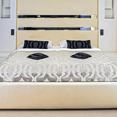 Hotel Damianii Luxury Boutique & 5*