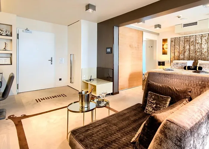 Damianii Luxury Boutique & Hotel 5*