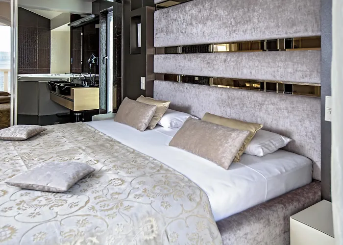 Hotel Damianii Luxury Boutique &