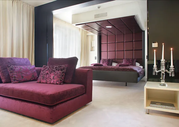 Ξενοδοχείο Damianii Luxury Boutique & 5*
