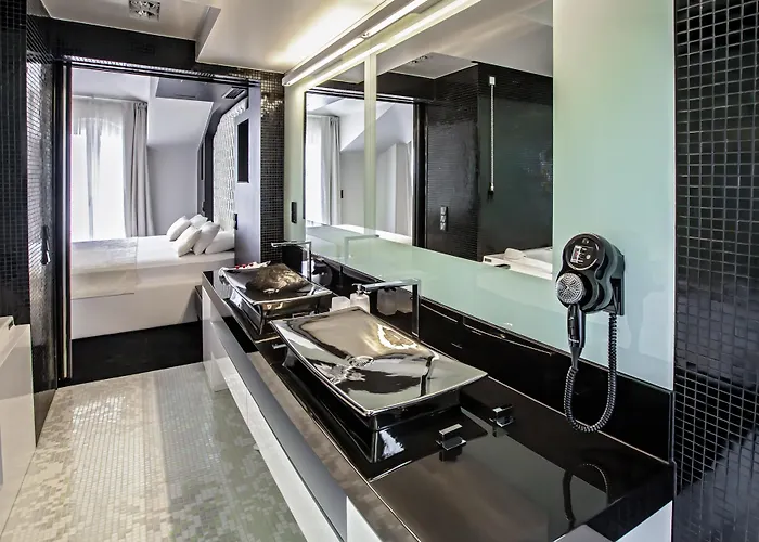 Hotel Damianii Luxury Boutique & 5*